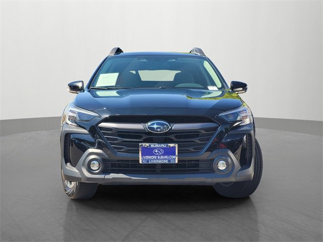 2025 Subaru Outback Premium photo 2