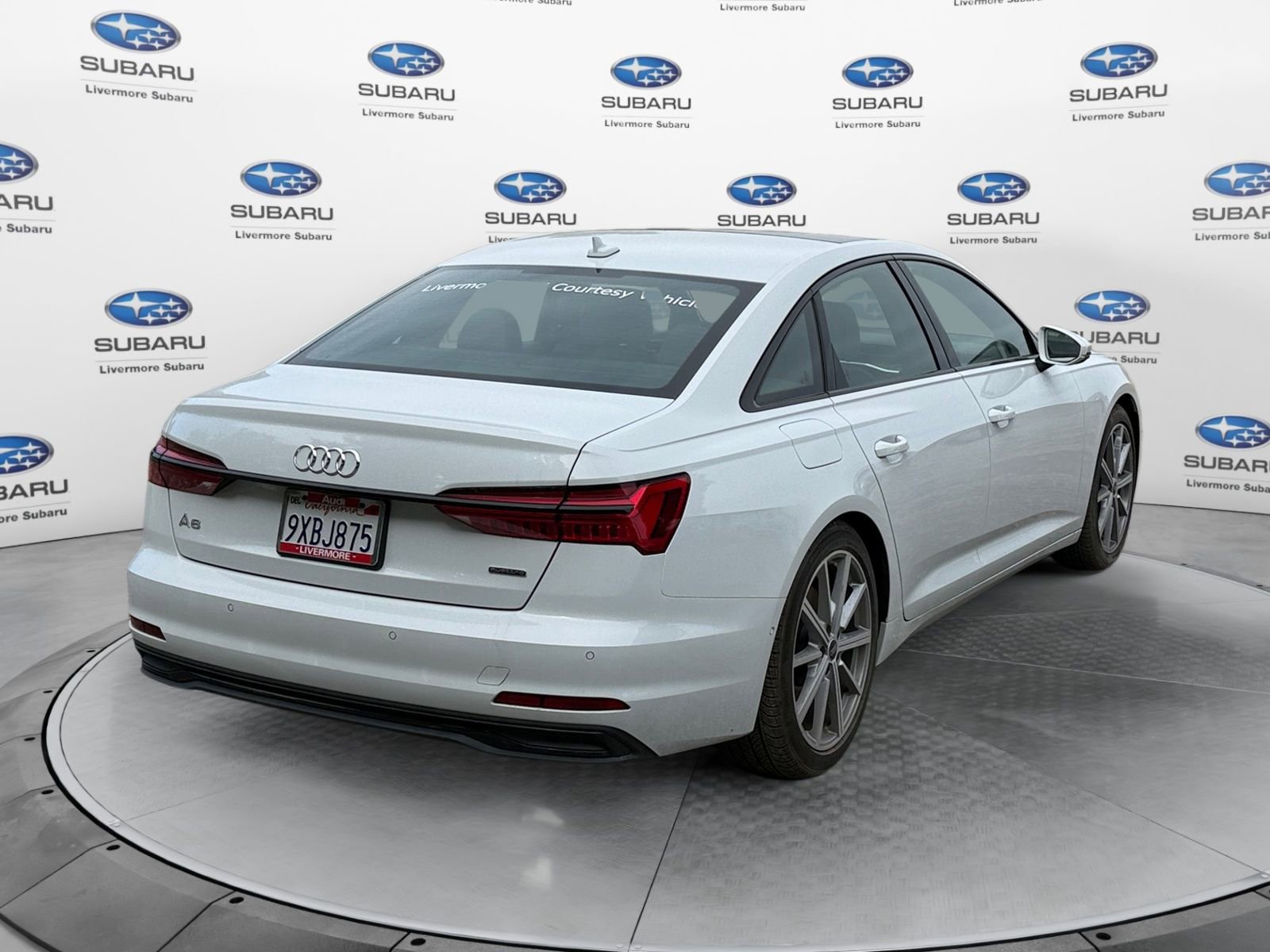 2025 Audi A6 Premium Plus - Photo 4