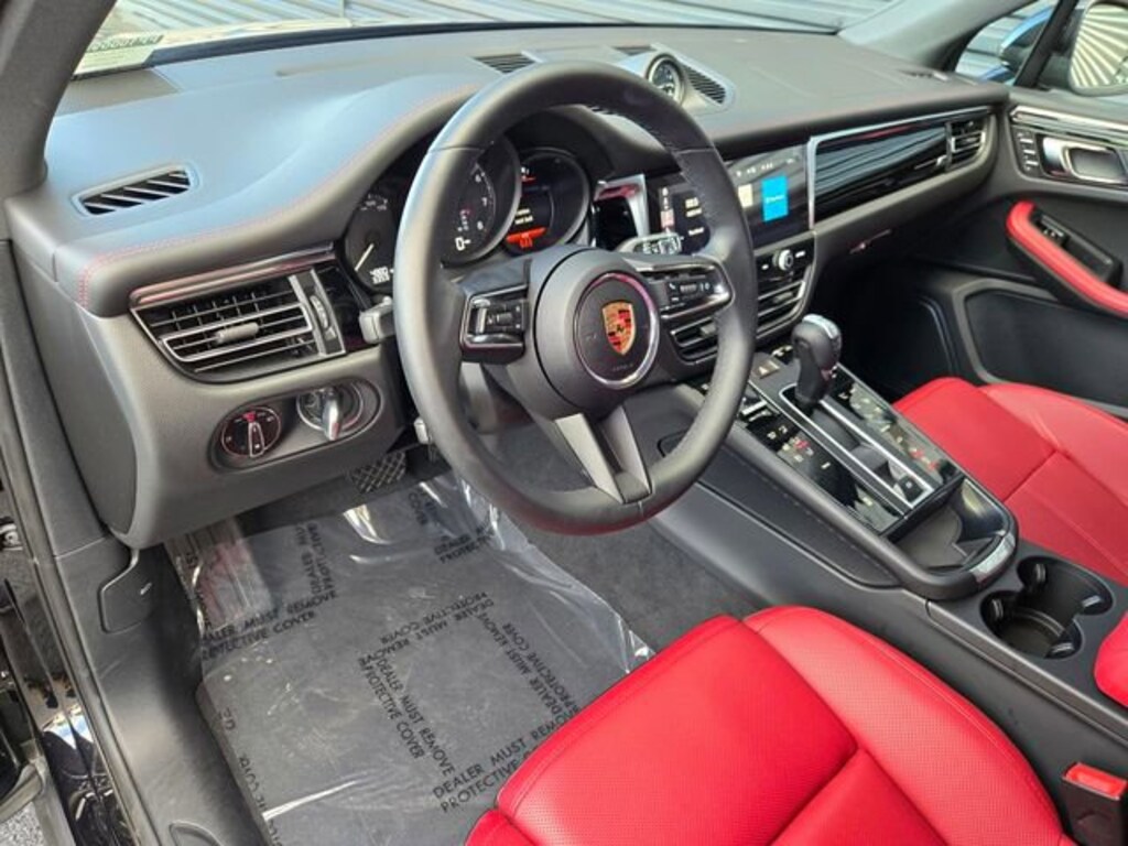 Used 2025 Porsche Macan SUV