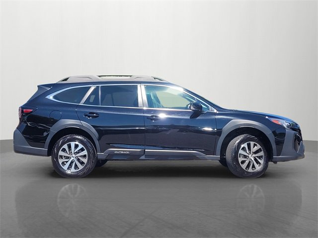 2025 Subaru Outback Premium photo 3