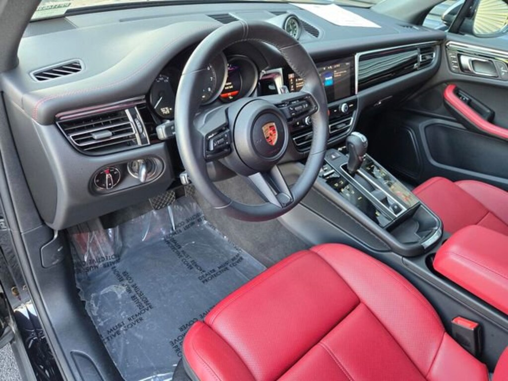 Used 2025 Porsche Macan SUV