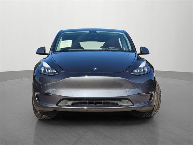 Used 2022 Tesla Model Y Long Range with VIN 7SAYGDEE1NF549681 for sale in Kansas City