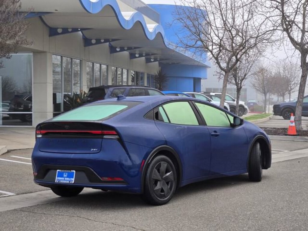 Used 2024 Toyota Prius LE Hatchback