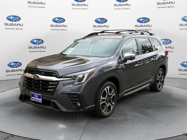 2023 Subaru Ascent Limited photo 3