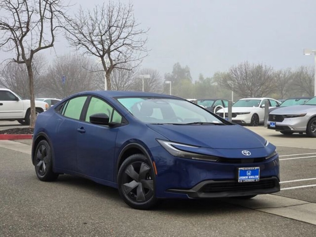 Used 2024 Toyota Prius LE Hatchback