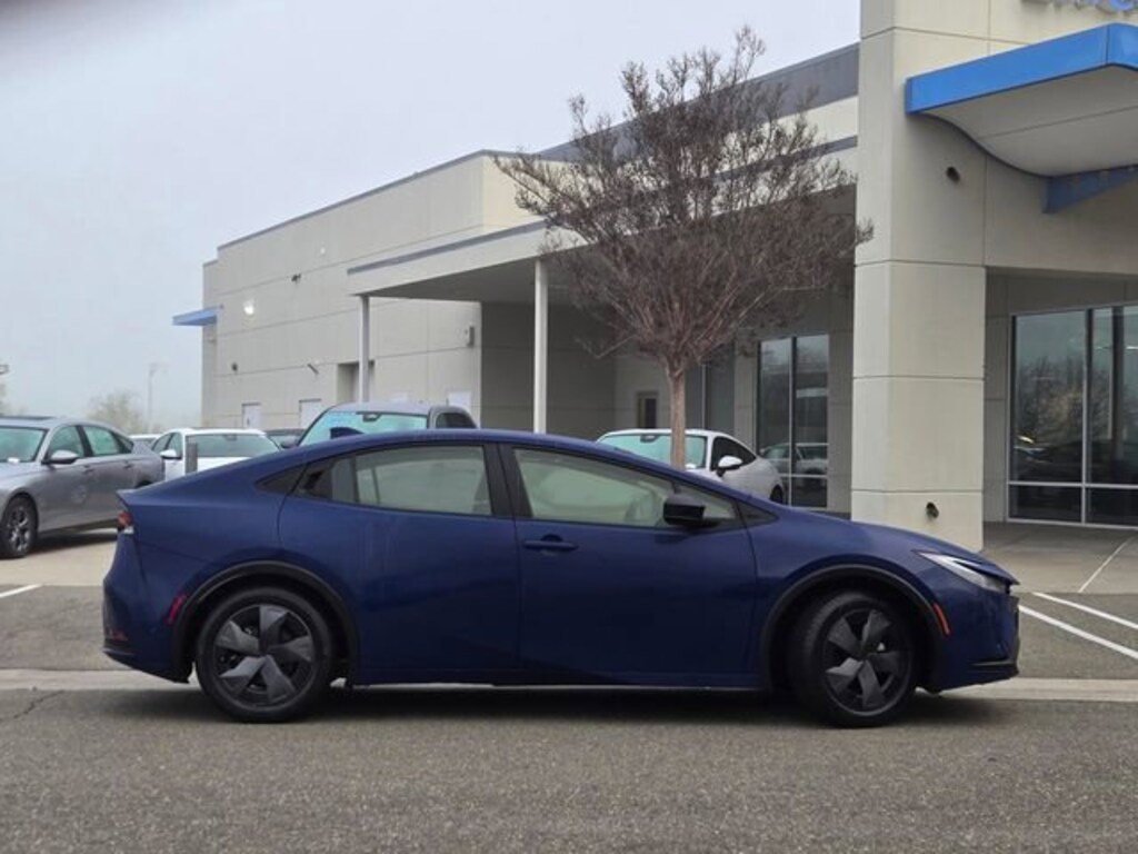 Used 2024 Toyota Prius LE Hatchback