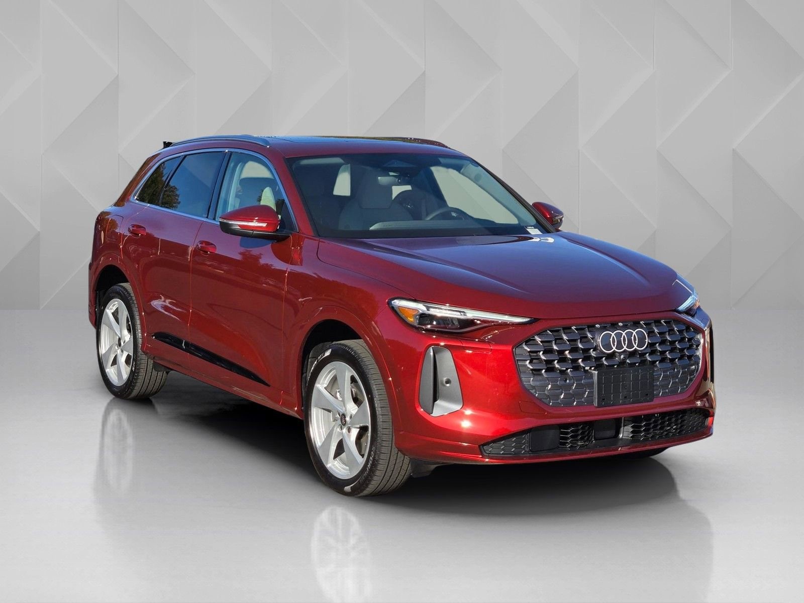 2025 Audi Q5 40 Premium Plus's photo
