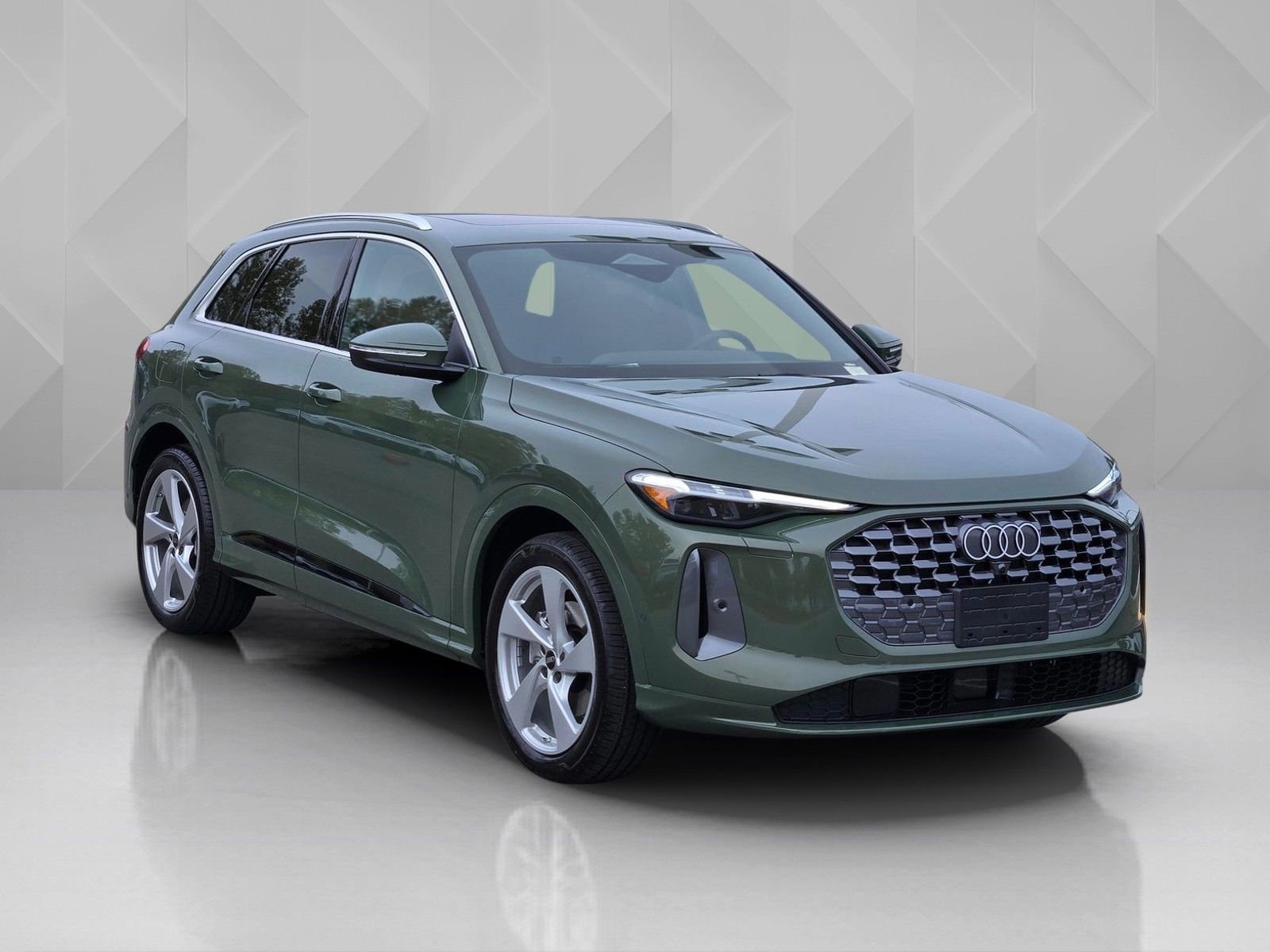 2025 Audi Q5 40 Prestige's photo