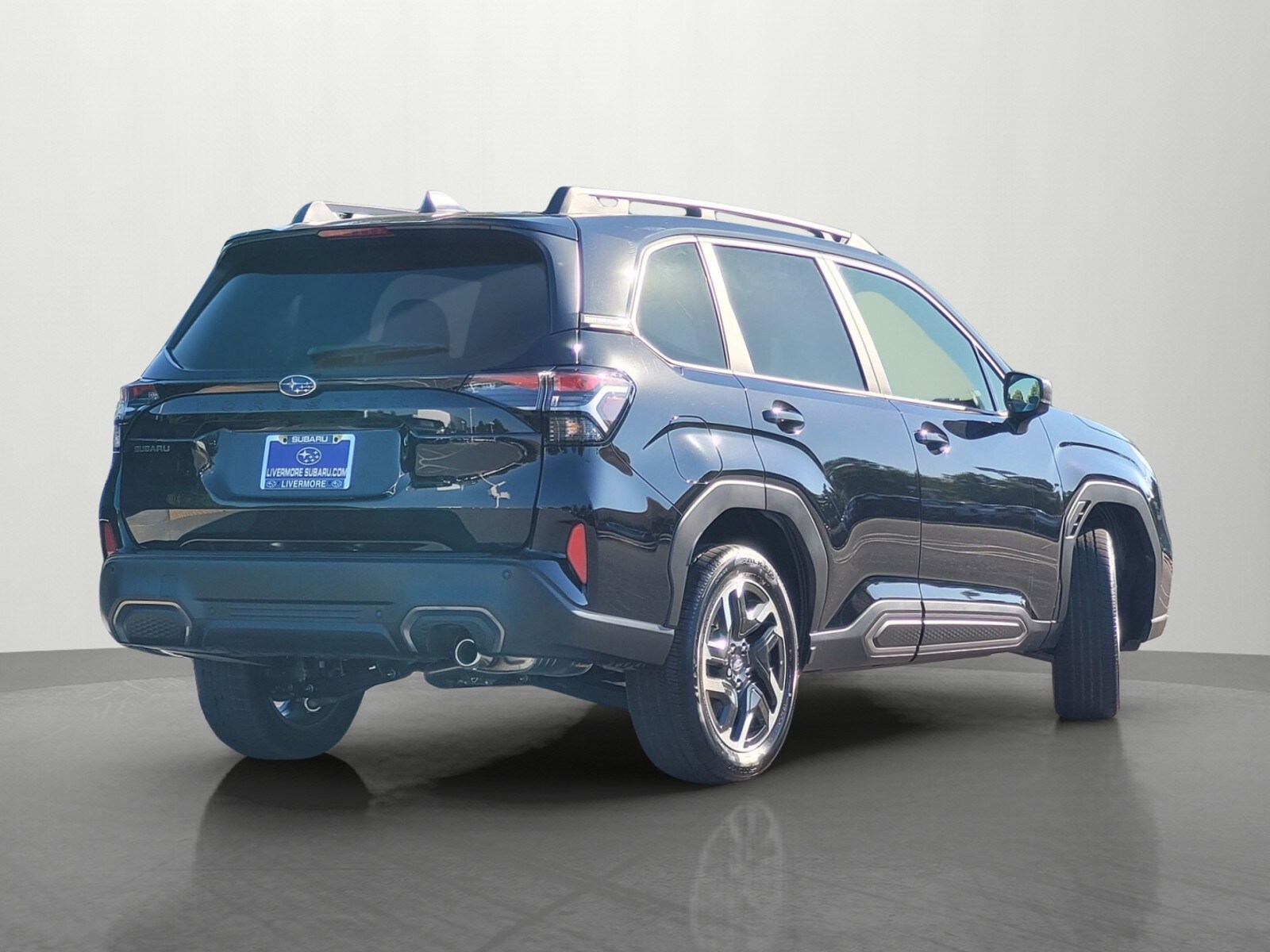 2025 Subaru Forester Limited photo 4