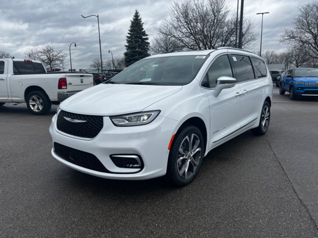 New 2024 Chrysler Pacifica PINNACLE AWD For Sale Chrysler Dealer