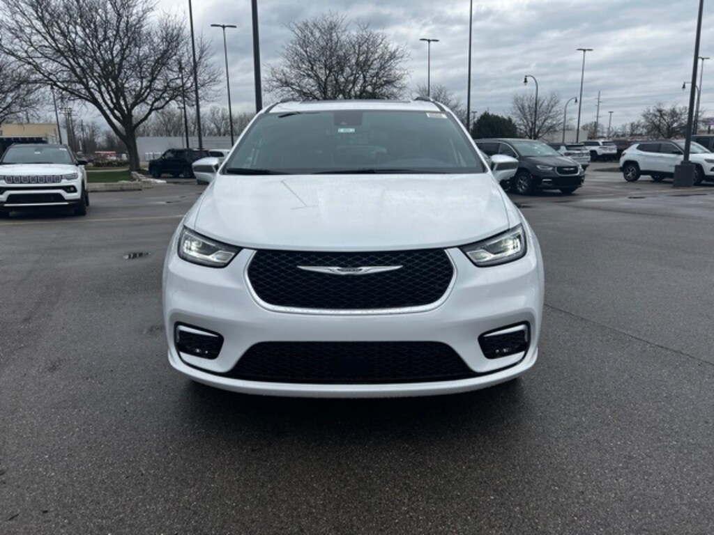 New 2024 Chrysler Pacifica PINNACLE AWD For Sale Chrysler Dealer