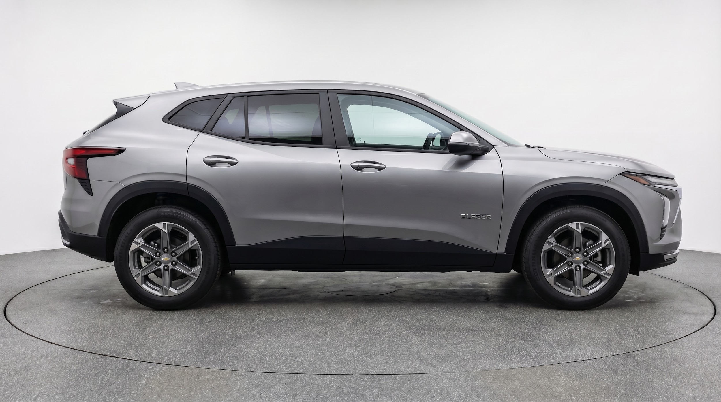 Thumbnail: 2025 Chevrolet Blazer - 8