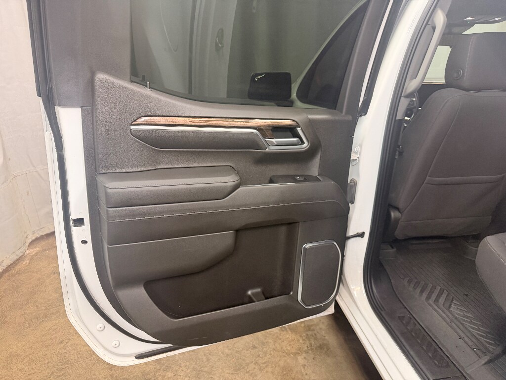 2022 Chevrolet Silverado 1500 LT - Photo 12