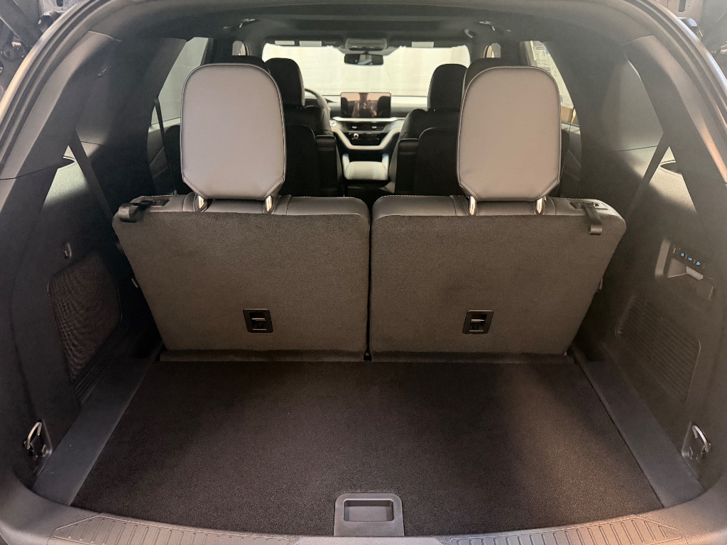 2026 Ford Explorer Tremor - Photo 16