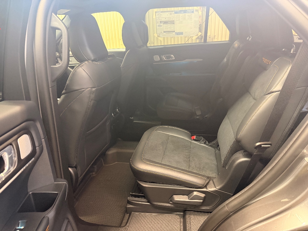 2026 Ford Explorer Tremor - Photo 14