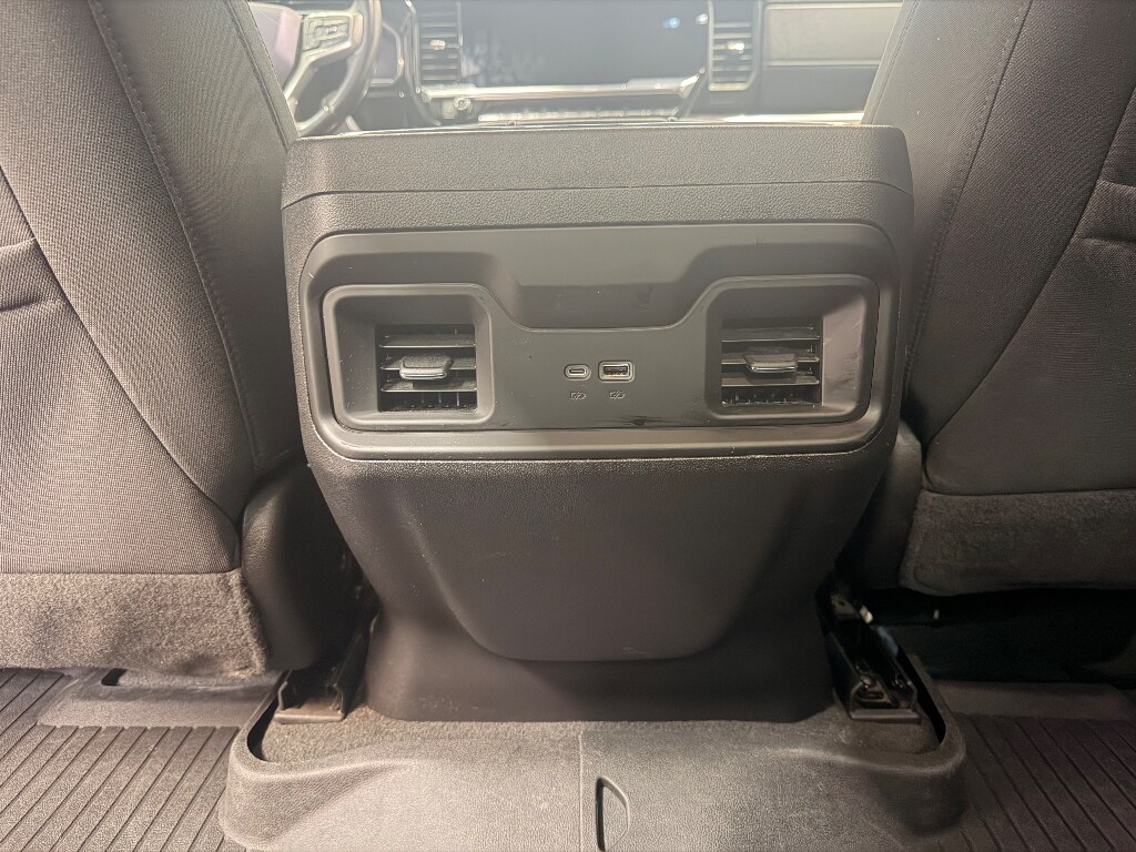 2022 Chevrolet Silverado 1500 LT - Photo 13