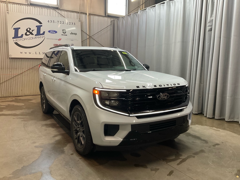 New 2025 Ford Expedition Platinum SUV