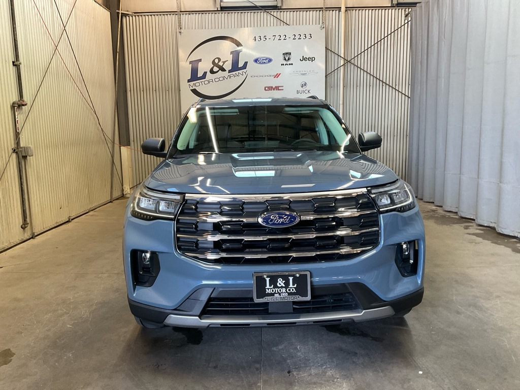 New 2025 Ford Explorer Active SUV
