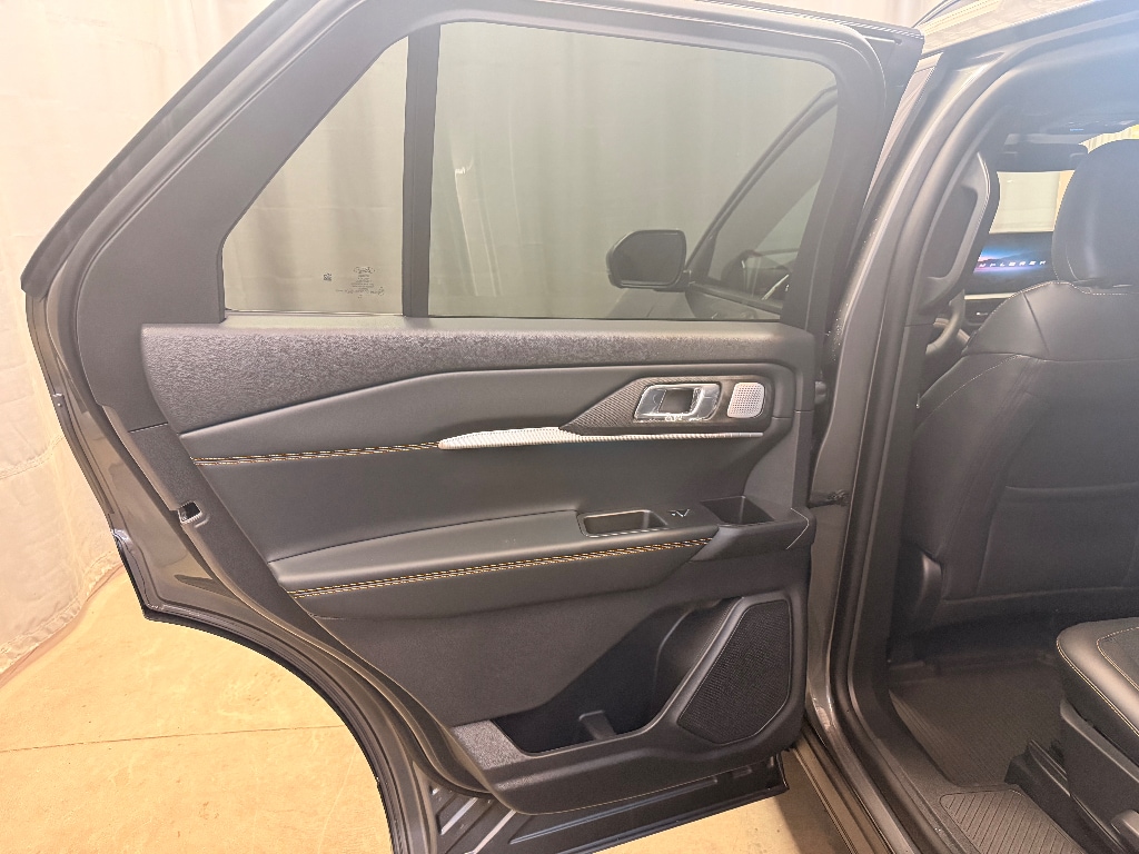 2026 Ford Explorer Tremor - Photo 13