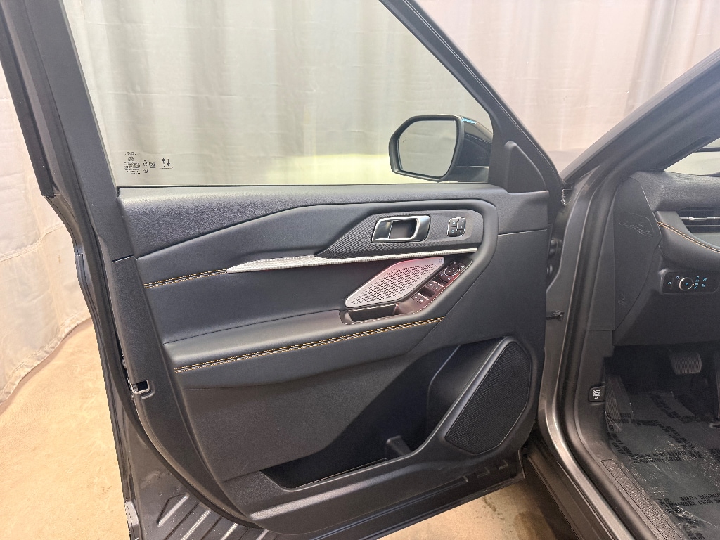 2026 Ford Explorer Tremor - Photo 8