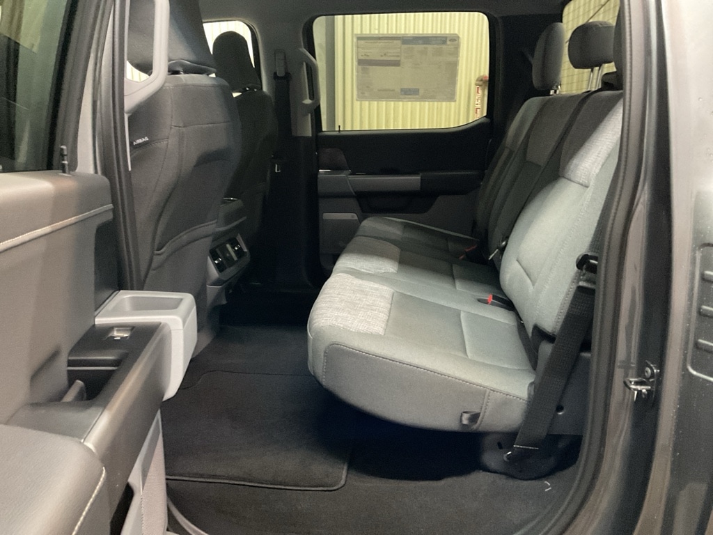 2026 Ford F-250 Super Duty XLT - Photo 13