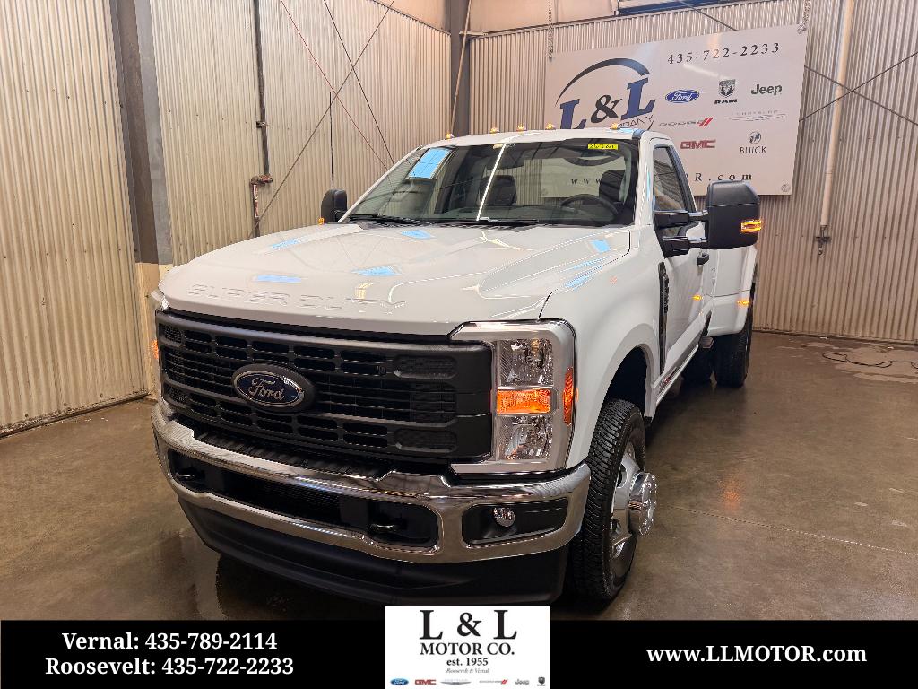 2026 Ford F-350 XL 4x4 Regular Cab 8' Box DRW's photo