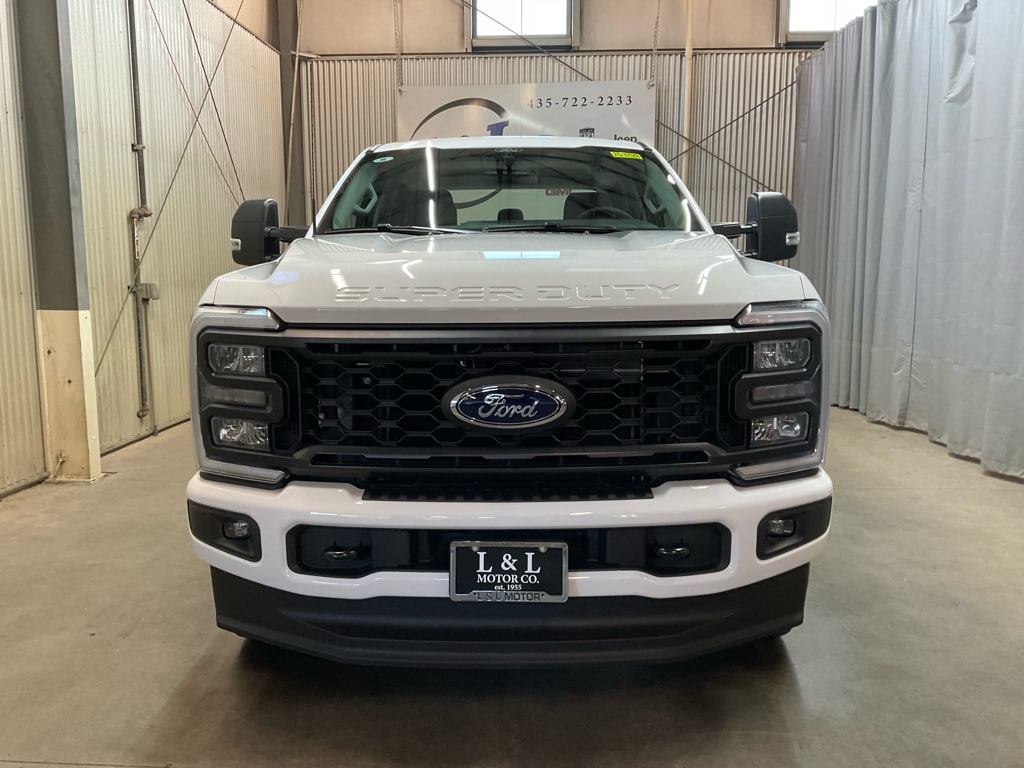 New 2026 Ford F-250 Truck Crew Cab