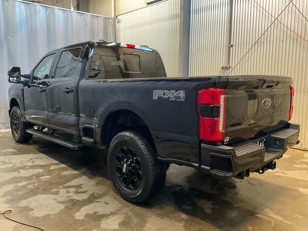 2026 Ford F-350 Super Duty Lariat - Photo 6