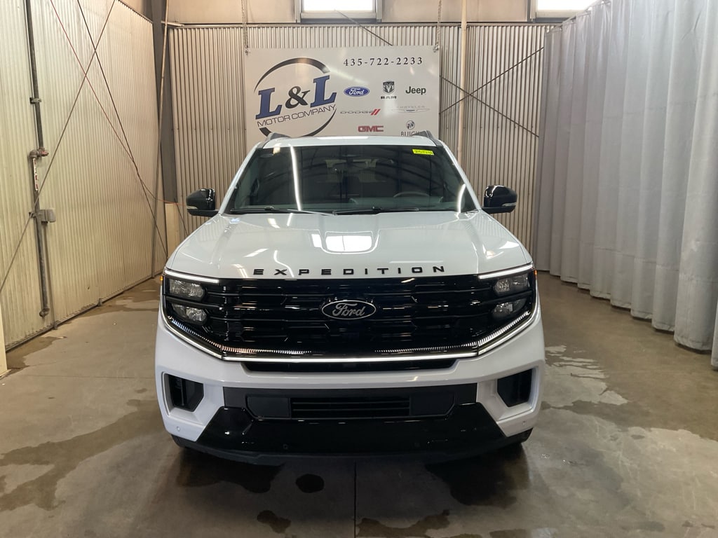 New 2025 Ford Expedition Platinum SUV