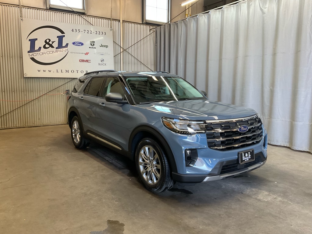 New 2025 Ford Explorer Active SUV