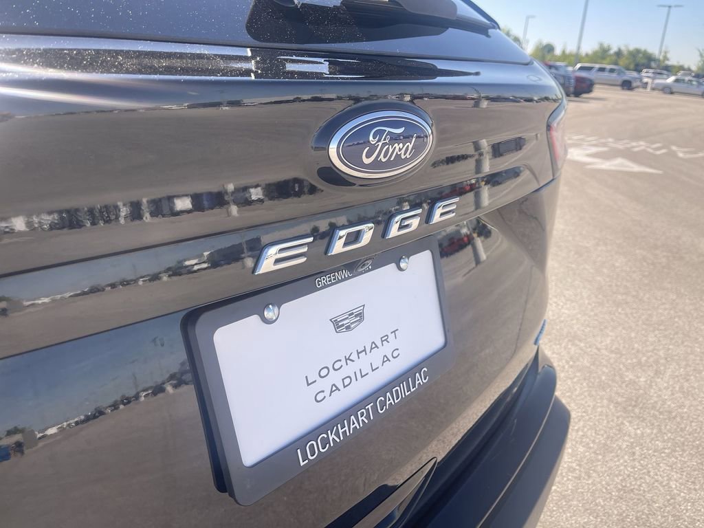 2024 Ford Edge Titanium - Photo 14