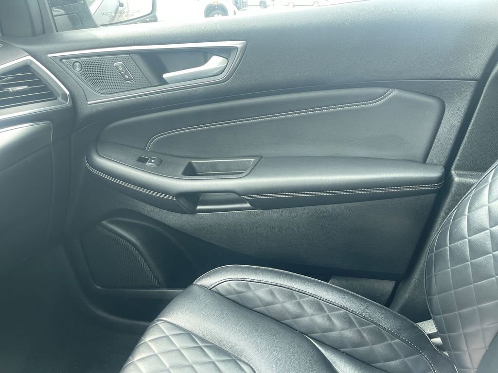 2024 Ford Edge Titanium - Photo 29