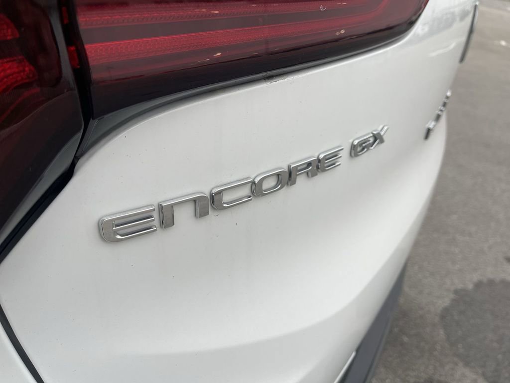 2024 Buick Encore GX Sport Touring photo 4