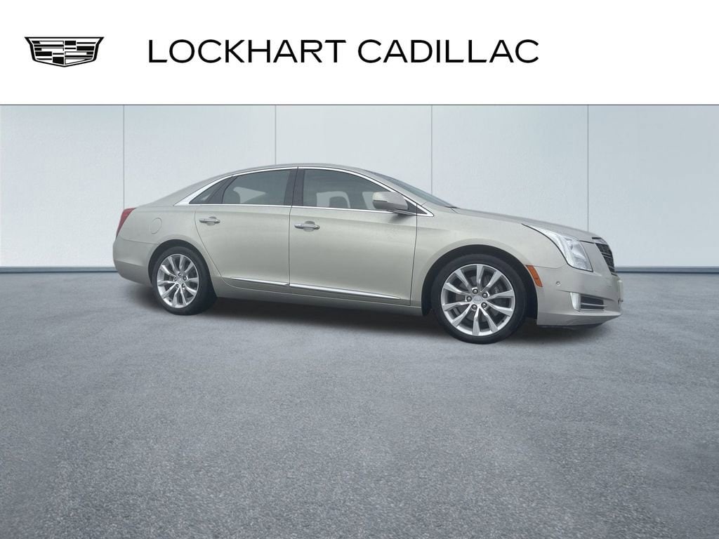 2016 Cadillac XTS Luxury Collection's photo