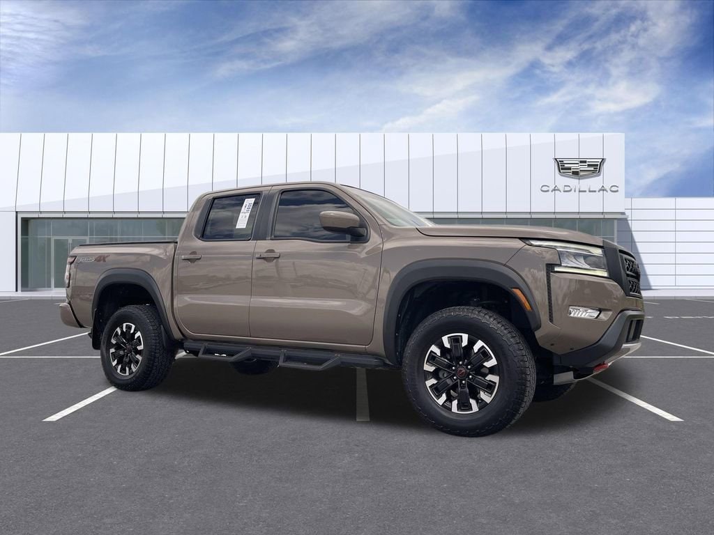 2023 Nissan Frontier PRO-4X Crew Cab 4X4's photo