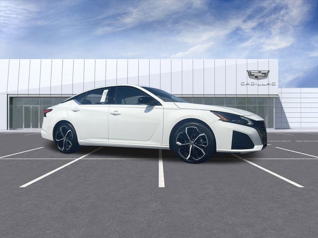 2024 Nissan Altima SR