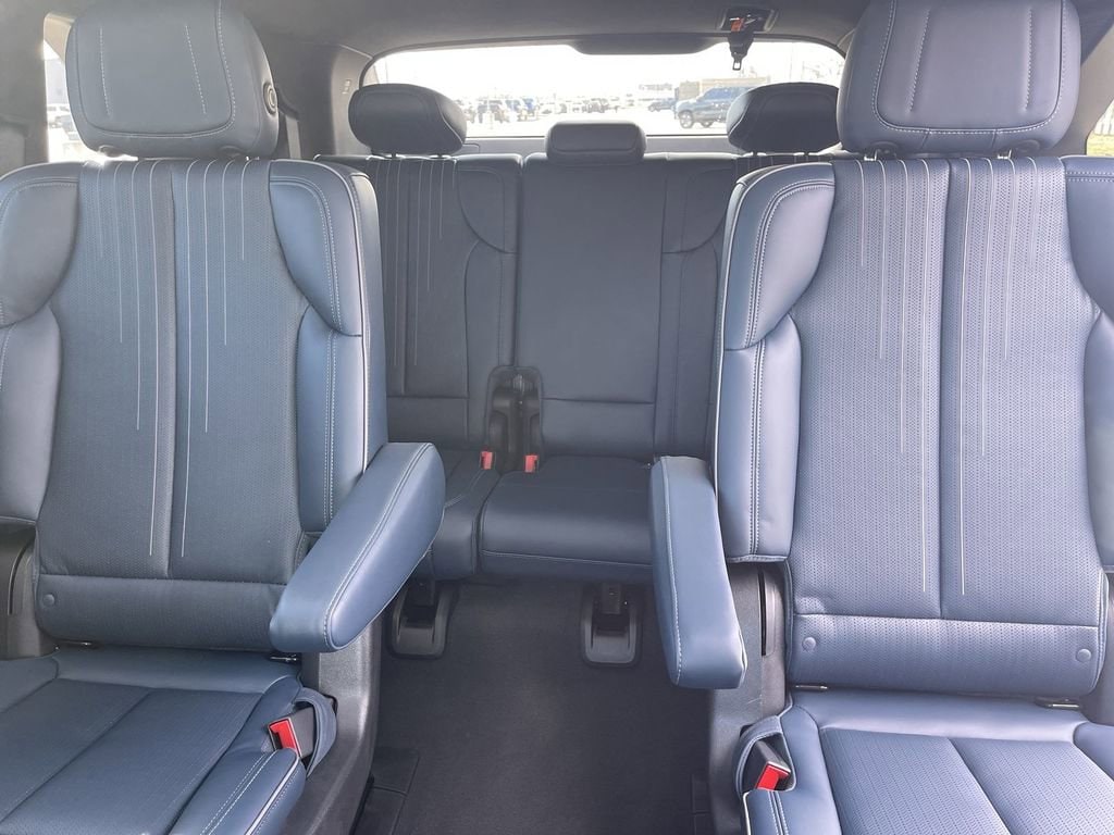 2025 Cadillac Escalade IQ Luxury 2 - Photo 35