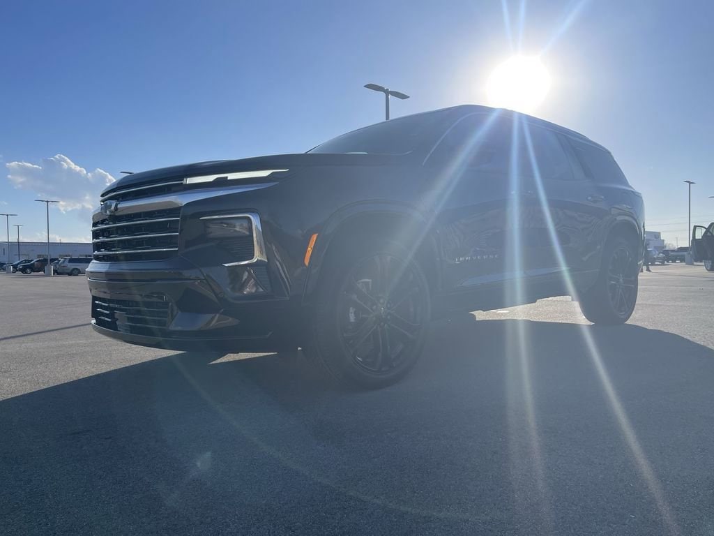 Used 2025 Chevrolet Traverse High Country SUV