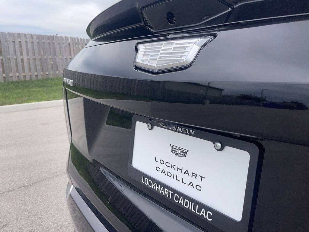 2027 Cadillac OPTIQ Luxury - Photo 14