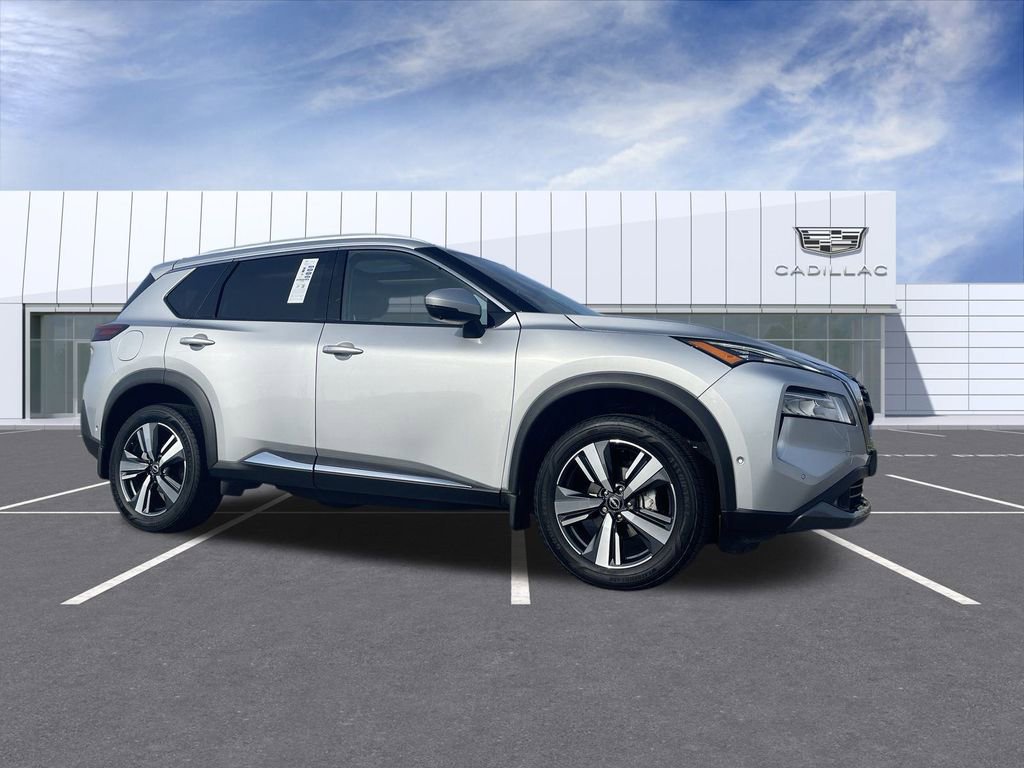 2022 Nissan Rogue SL