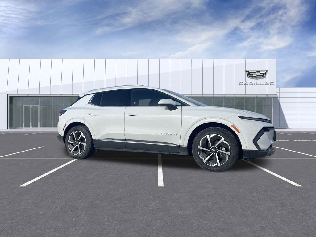 2025 Chevrolet Equinox EV 1LT's photo