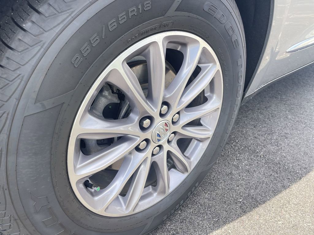 2024 Buick Enclave Premium photo 2