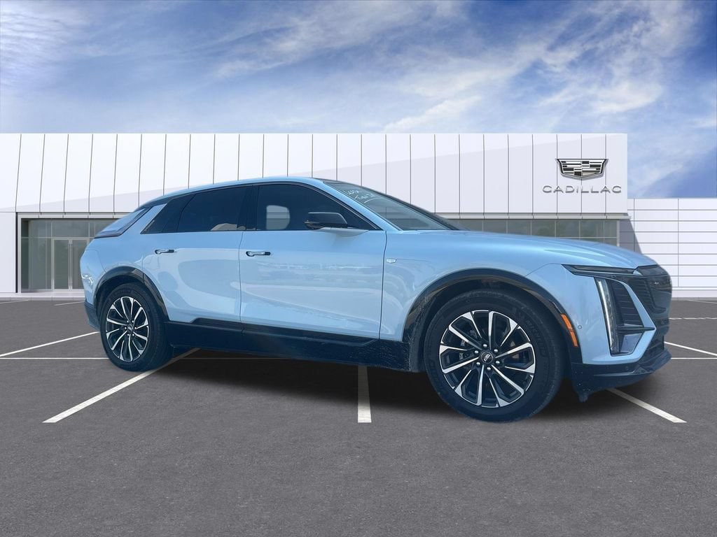 2024 Cadillac LYRIQ