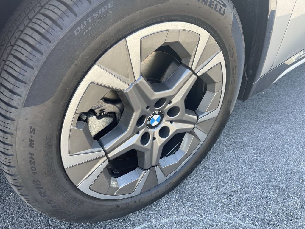 2025 Bmw X1 XDrive28i photo 2