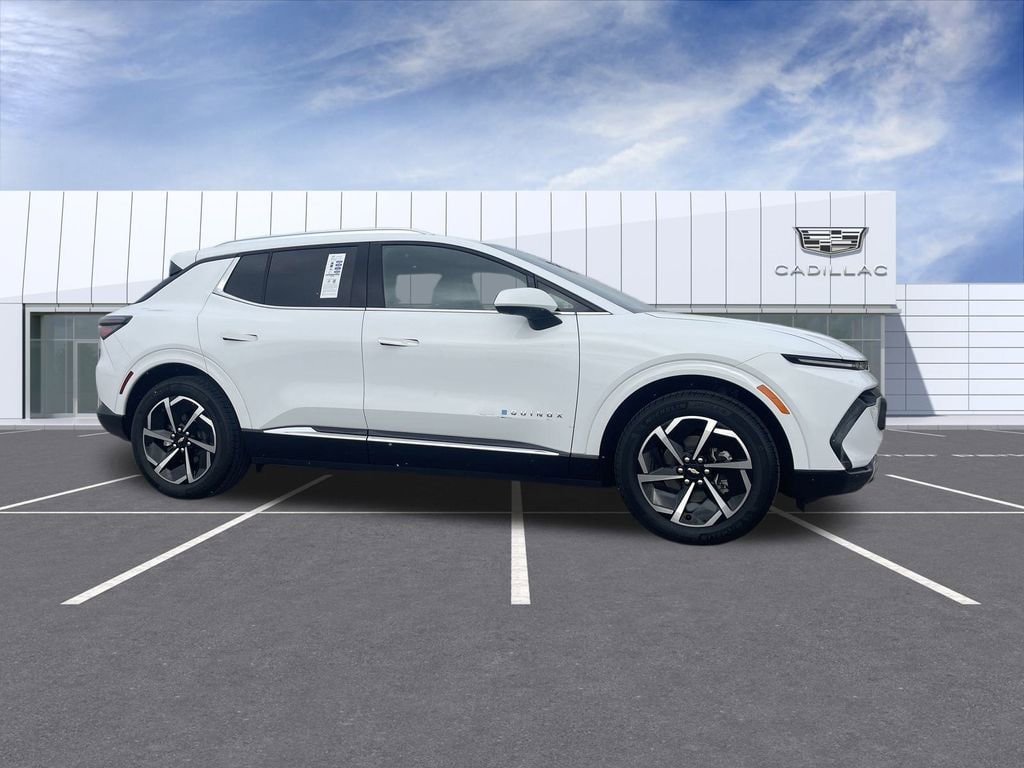 2025 Chevrolet Equinox EV 1LT's photo