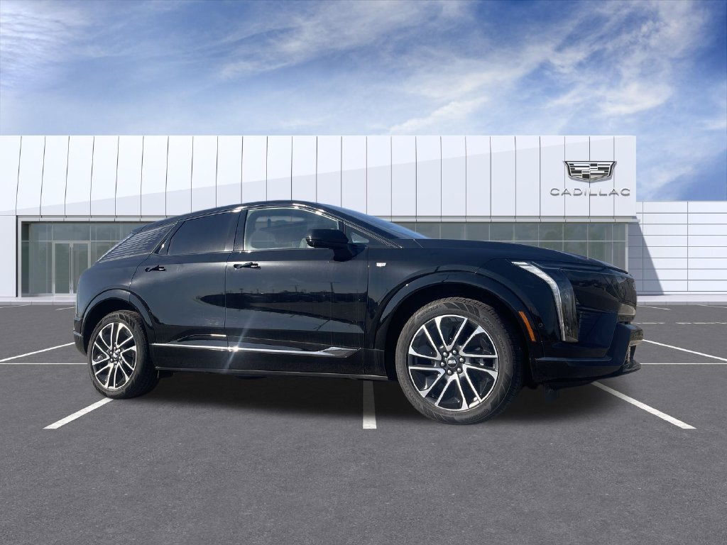 2025 Cadillac OPTIQ Sport 2