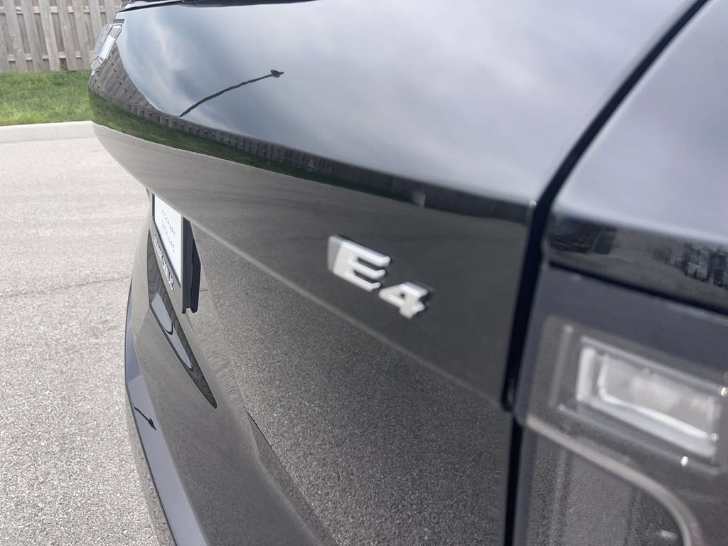 2027 Cadillac OPTIQ Luxury - Photo 13