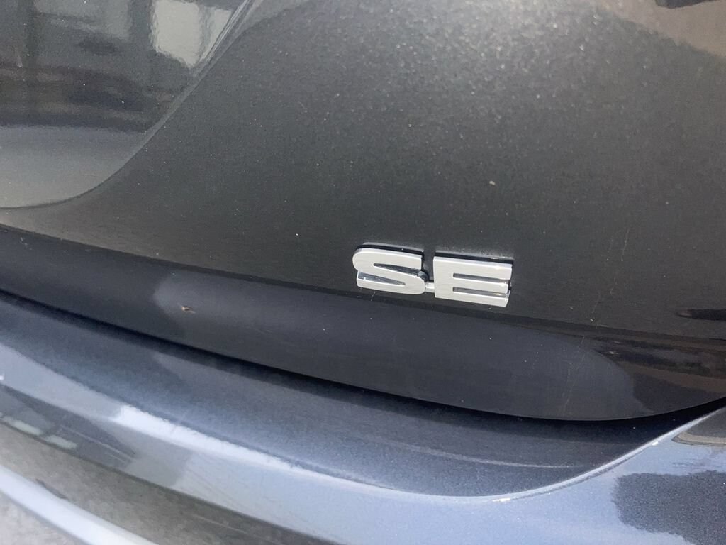 Used 2025 Mitsubishi Outlander SE