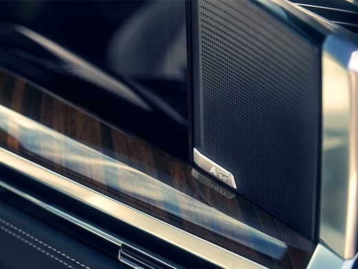 2025 Cadillac Escalade Technology
