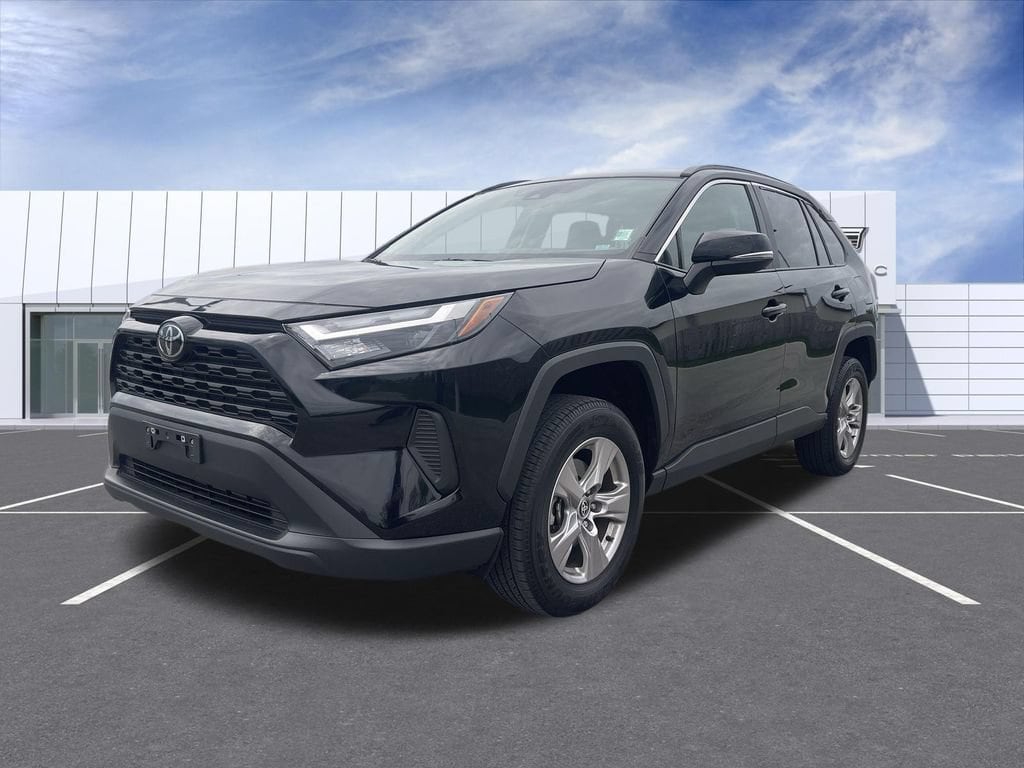 Used 2025 Toyota RAV4 XLE